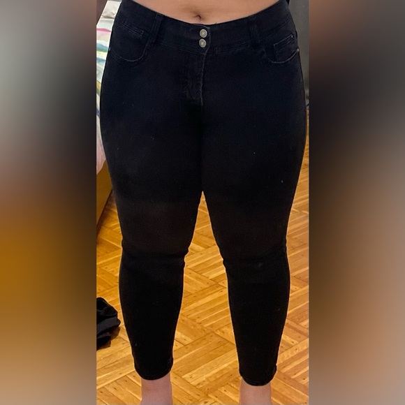 Angels - Black Skinny Jeans - Picture 9 of 9